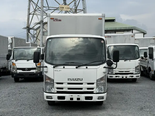 いすゞ エルフ TKG-NLR85N(2WD)の写真2
