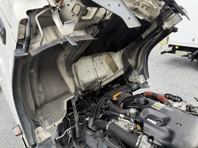 いすゞ エルフ TKG-NLR85N(2WD)の写真18
