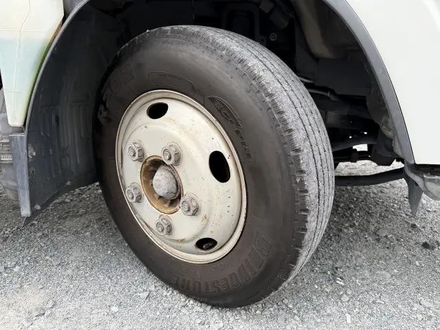 いすゞ エルフ TKG-NLR85N(2WD)の写真27