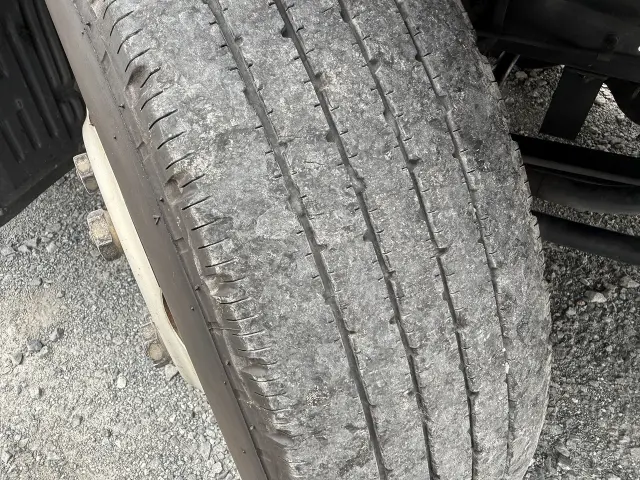 いすゞ エルフ TKG-NLR85N(2WD)の写真28