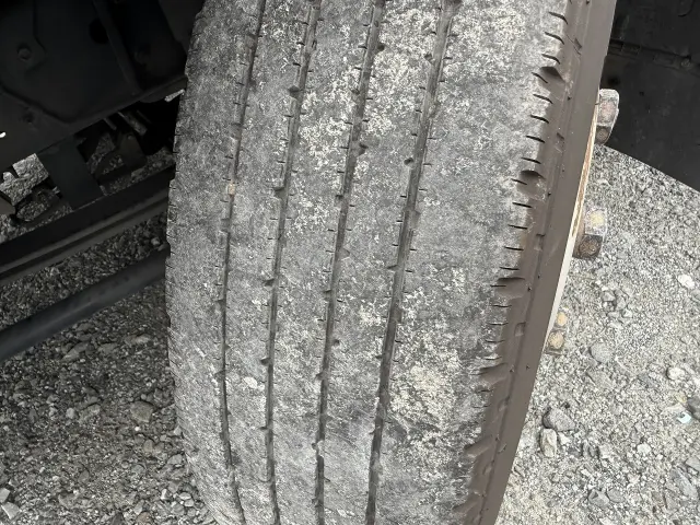 いすゞ エルフ TKG-NLR85N(2WD)の写真32