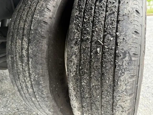 いすゞ エルフ TKG-NLR85N(2WD)の写真34