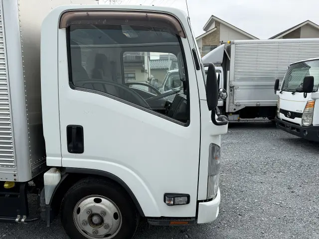 いすゞ エルフ TKG-NLR85N(2WD)の写真50