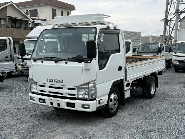 いすゞ エルフ TKG-NJR85A(2WD)の写真1