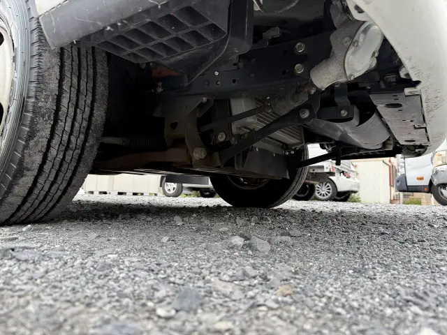 いすゞ エルフ TKG-NJR85A(2WD)の写真23