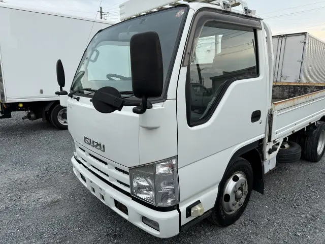 いすゞ エルフ TKG-NJR85A(2WD)の写真48