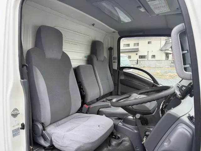いすゞ エルフ TPG-NLR85N(2WD)の写真14