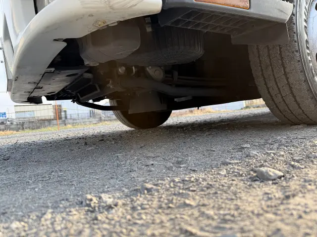 いすゞ エルフ TPG-NLR85N(2WD)の写真24