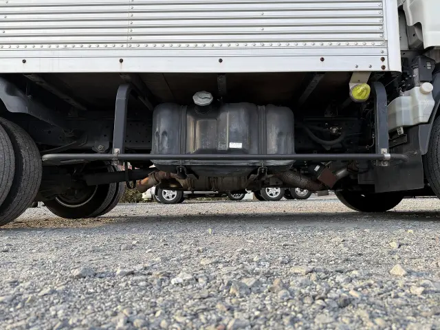 いすゞ エルフ TPG-NLR85N(2WD)の写真29