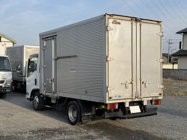 いすゞ エルフ TPG-NLR85N(2WD)の写真29