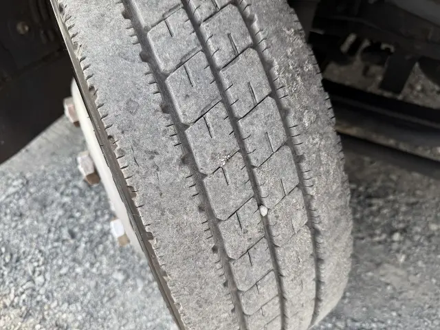 いすゞ エルフ TPG-NLR85N(2WD)の写真32