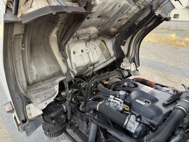 いすゞ エルフ TPG-NLR85N(2WD)の写真38