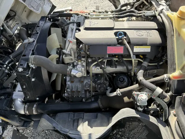 三菱 キャンター TPG-FBA20(2WD)の写真16