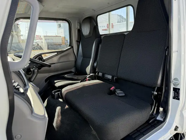 三菱 キャンター TPG-FBA20(2WD)の写真20