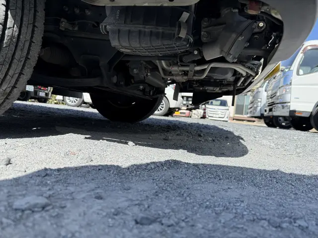 三菱 キャンター TPG-FBA20(2WD)の写真24
