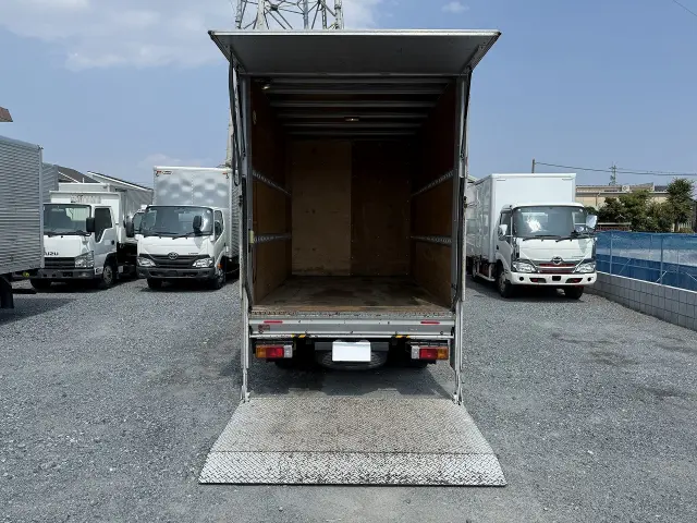 トヨタ ダイナ TKG-XZC605(2WD)の写真5