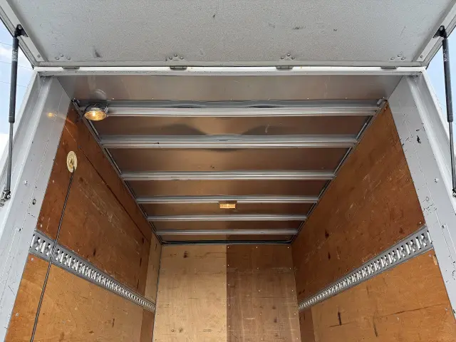 トヨタ ダイナ TKG-XZC605(2WD)の写真6