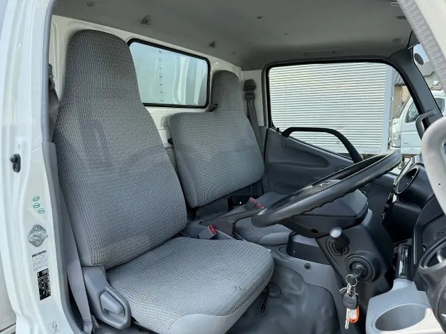 トヨタ ダイナ TKG-XZC605(2WD)の写真14
