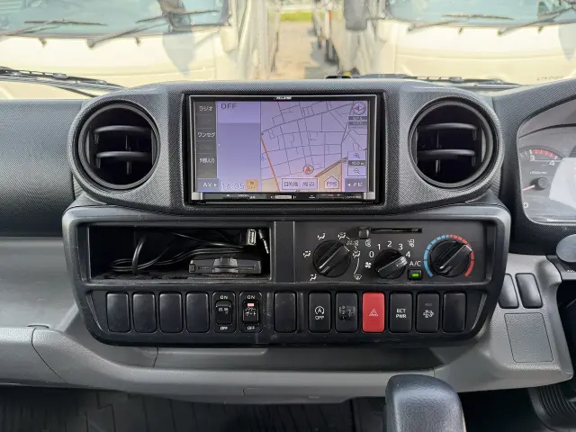 トヨタ ダイナ TKG-XZC605(2WD)の写真16
