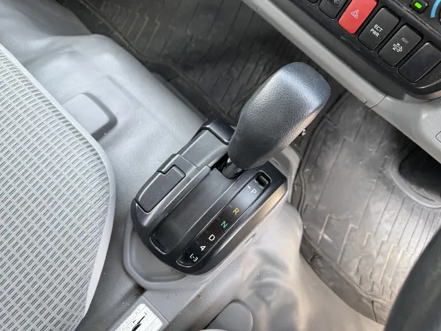 トヨタ ダイナ TKG-XZC605(2WD)の写真17