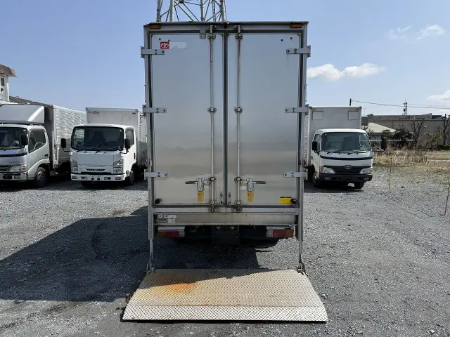 トヨタ ダイナ BDG-XZU308(2WD)の写真5