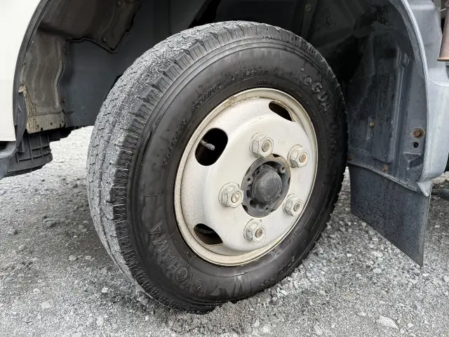トヨタ ダイナ BDG-XZU308(2WD)の写真15