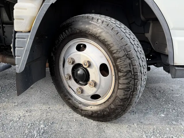 三菱 キャンター TKG-FEA50(2WD)の写真12