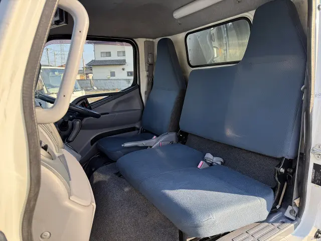 三菱 キャンター TKG-FEA50(2WD)の写真20