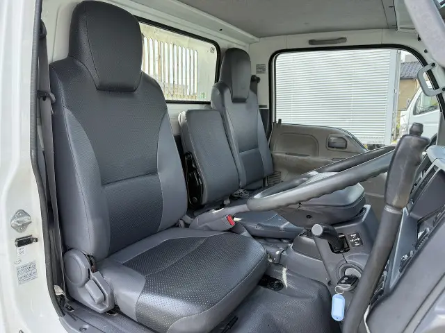 いすゞ エルフ SKG-NJR85AD(2WD)の写真17
