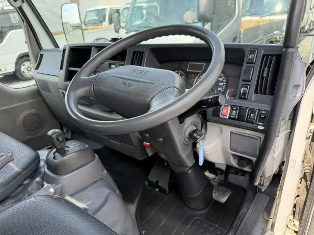 いすゞ エルフ SKG-NJR85AD(2WD)の写真18