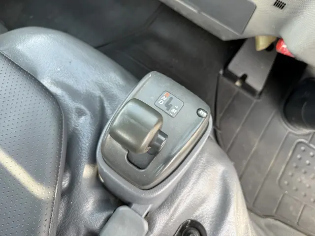いすゞ エルフ SKG-NJR85AD(2WD)の写真20