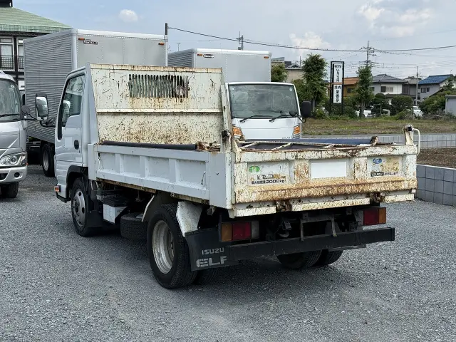 いすゞ エルフ SKG-NJR85AD(2WD)の写真30