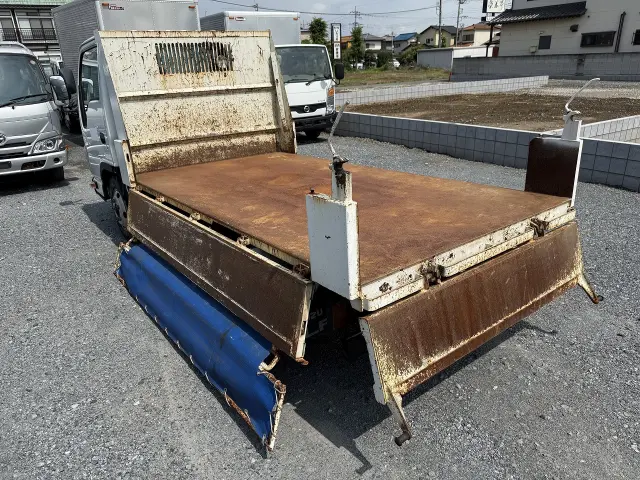 いすゞ エルフ SKG-NJR85AD(2WD)の写真35