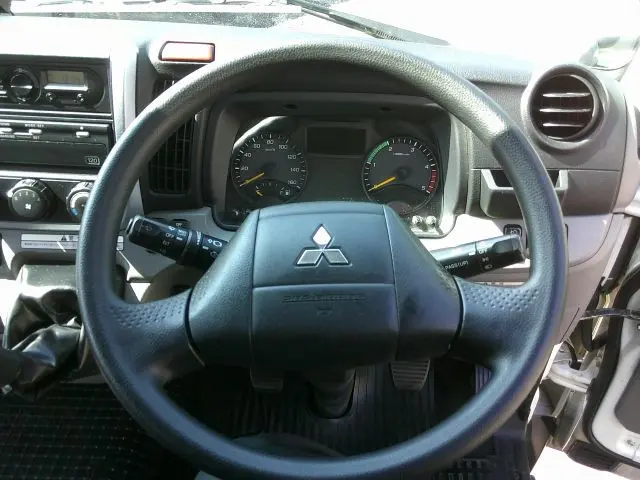 三菱 キャンター TPG-FEB90(2WD)の写真14