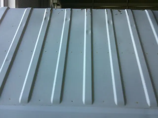 いすゞ エルフ PB-NKR81A(2WD)の写真21