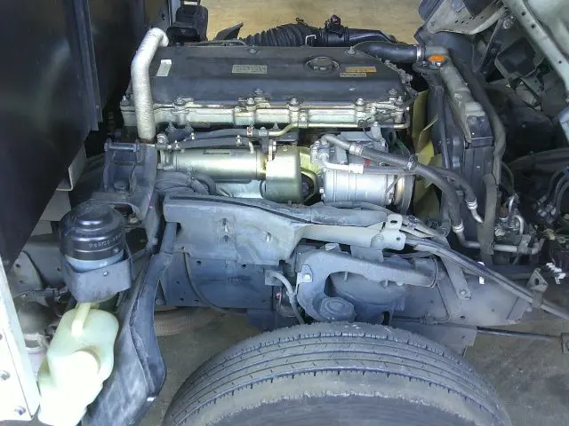 いすゞ エルフ PB-NKR81A(2WD)の写真30