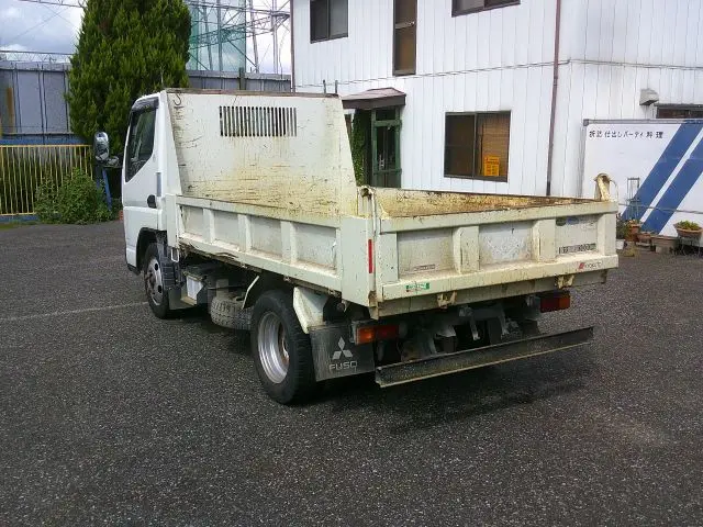 三菱 キャンター TPG-FBA60(2WD)の写真4