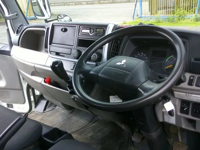 三菱 キャンター TPG-FBA60(2WD)の写真29