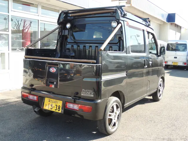 ダイハツ ハイゼットバン EBD-S321W(2WD)の写真9