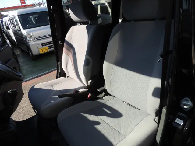 ダイハツ ハイゼットバン EBD-S321W(2WD)の写真32