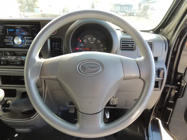 ダイハツ ハイゼットバン EBD-S321W(2WD)の写真35