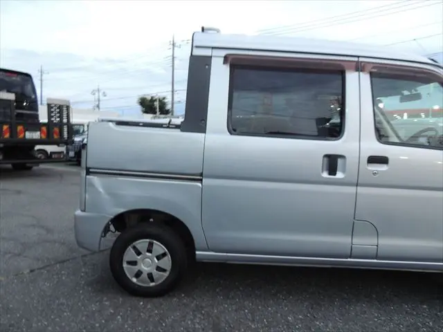 ダイハツ ハイゼットバン EBD-S321W(2WD)の写真12