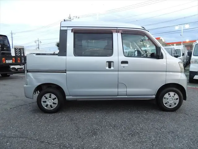 ダイハツ ハイゼットバン EBD-S321W(2WD)の写真13