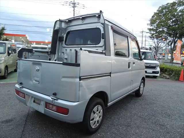 ダイハツ ハイゼットバン EBD-S321W(2WD)の写真14