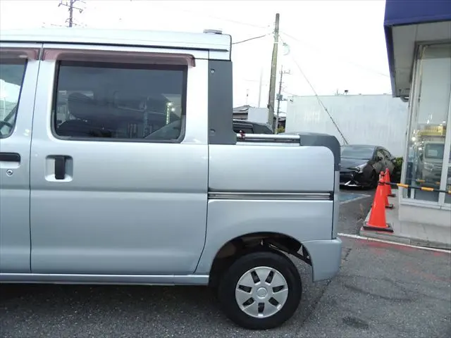 ダイハツ ハイゼットバン EBD-S321W(2WD)の写真17