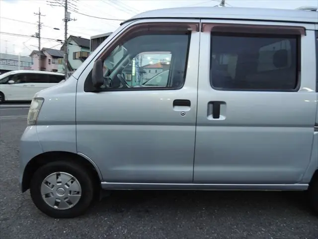 ダイハツ ハイゼットバン EBD-S321W(2WD)の写真18