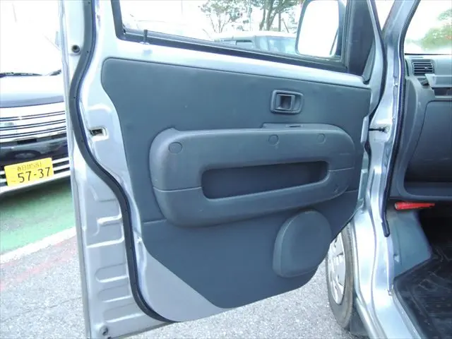 ダイハツ ハイゼットバン EBD-S321W(2WD)の写真24