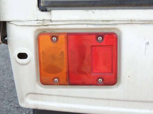 ダイハツ ハイゼットトラック LE-S200C(2WD)の写真18