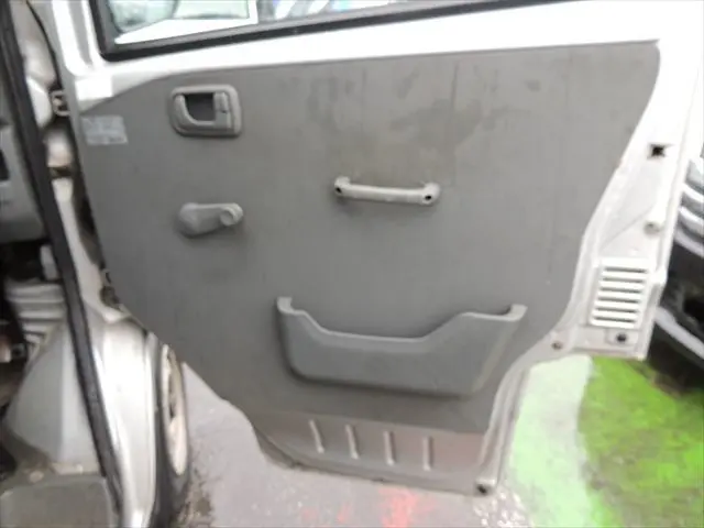 日産 クリッパーバン LE-U71V(2WD)の写真26