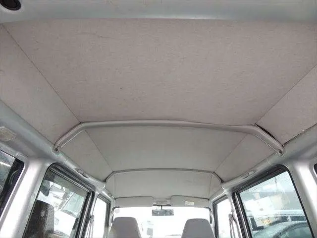 日産 クリッパーバン LE-U71V(2WD)の写真44